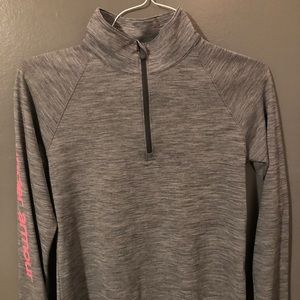 Athletic quarter zip